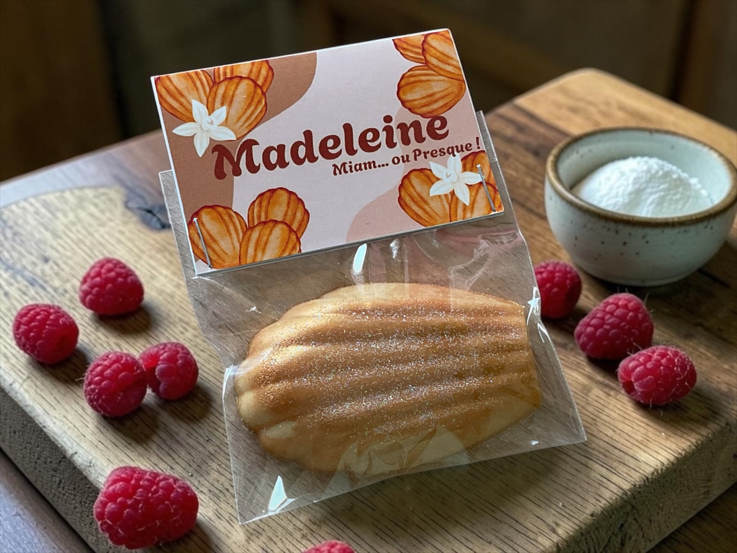 Galet parfumé «  Miam…ou presque » Madeleine